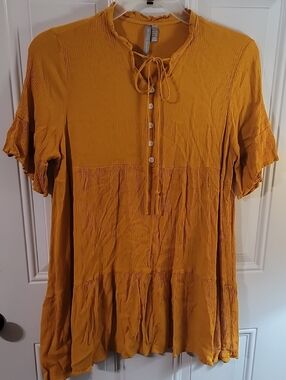 Women's Mustard Tie-Neck Short Sleeve Tunic Top